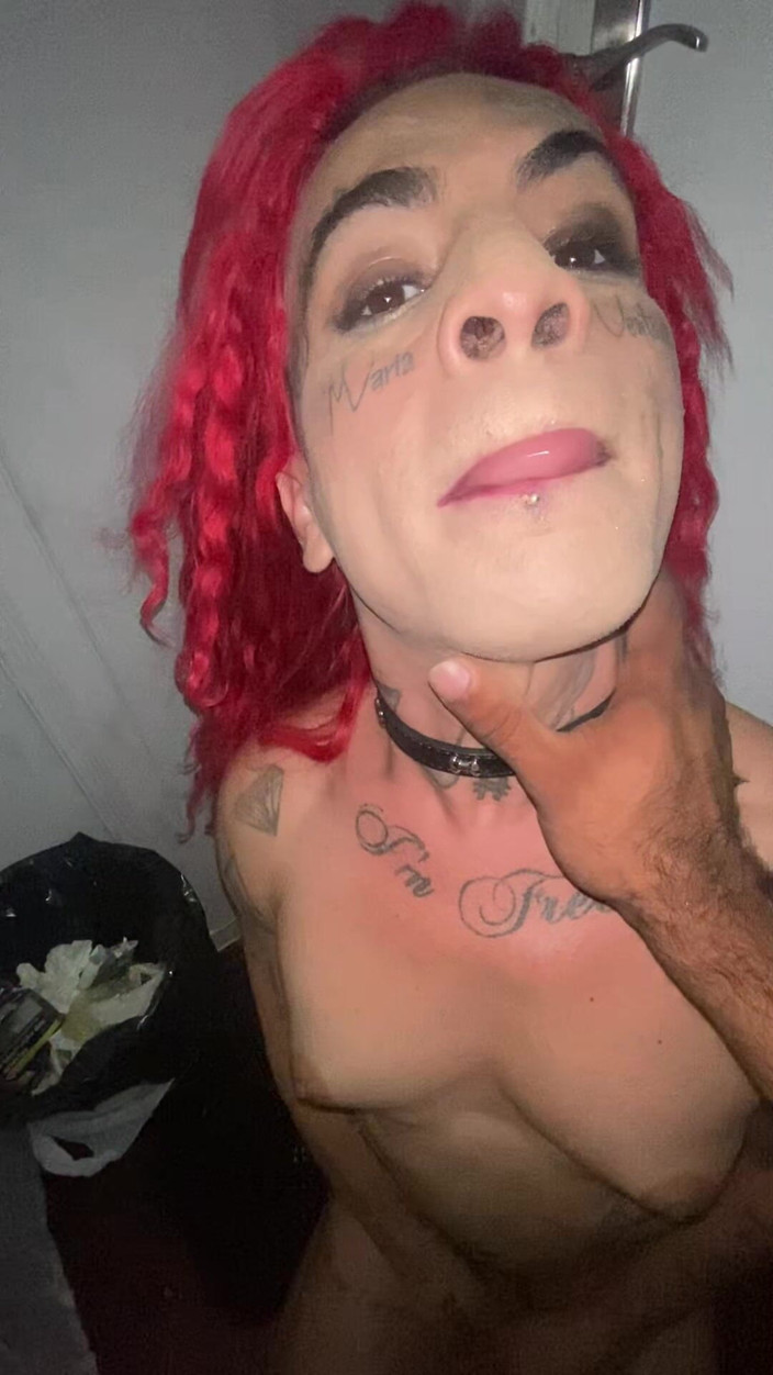 Weslley Bull: Pissen op mijn teef