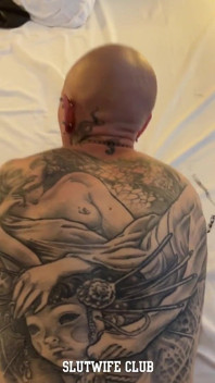 Fanouškem vyrobená Fucktoy Vilja maskovaná deepthroat, raw jízda na zadku a lepkavý konec