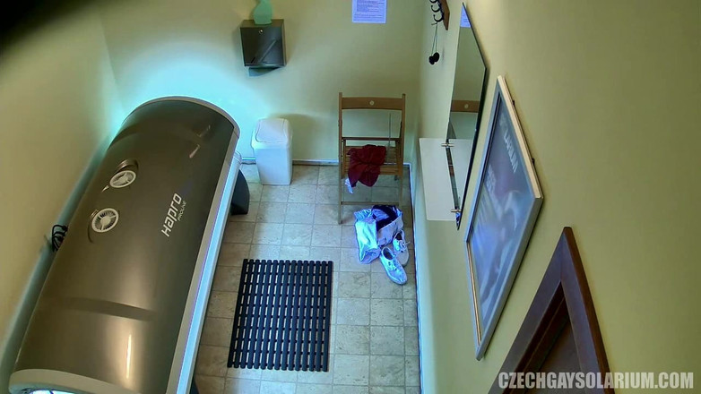 Czech Gay Solarium: Tsjechisch homo solarium 13 volledige solo strip-down van magere dekhengst