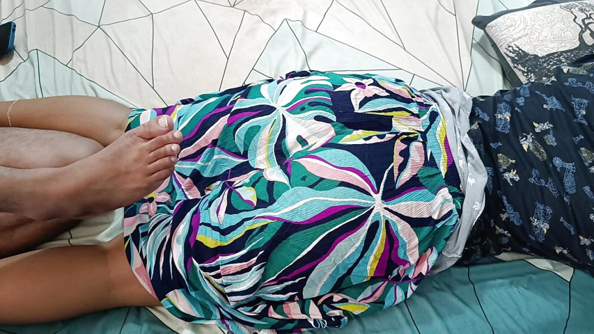 Wife's Ass Massage Using Feet, Wife's Big Ass, Mallu Hot Xy Ass, Husband Loves Wife's Ass, Wife Ass Massage (Vaiga varun) Wife's Ass Massage Using Feet, Wife's Big Ass, Mallu Hot Xy Ass, Husband Loves Wife's Ass, Wife Ass Massage (Vaiga varun)