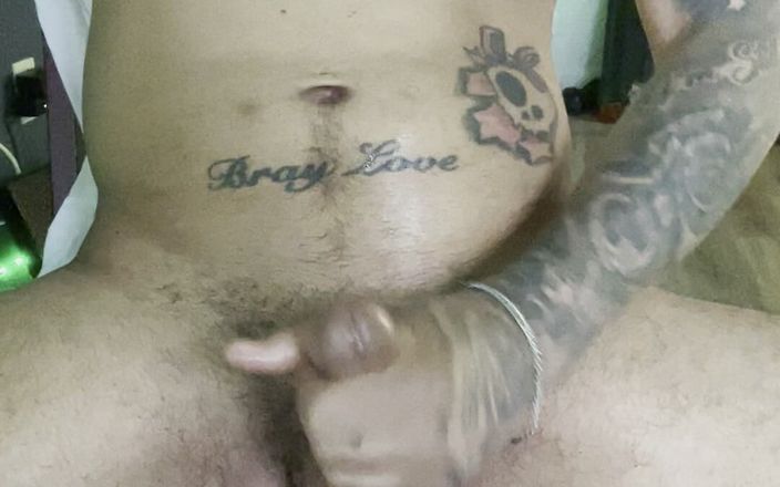 Bray Love: Bray Love se fait baiser sur une chaise