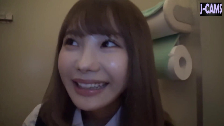J-Cams: Outdoor Tease. Mischievous Girl and Controlled Release Part3