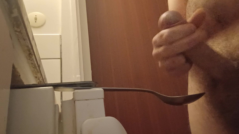 Ed Eden: Stříkání na lžíci
