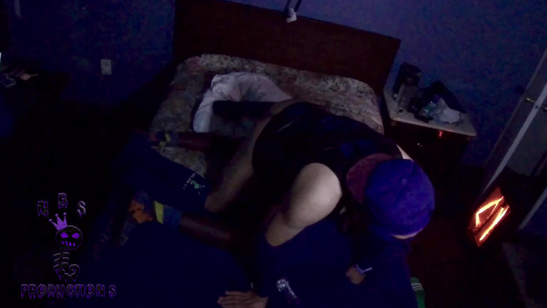 NB Topper: Приключения черных заводчиков 212