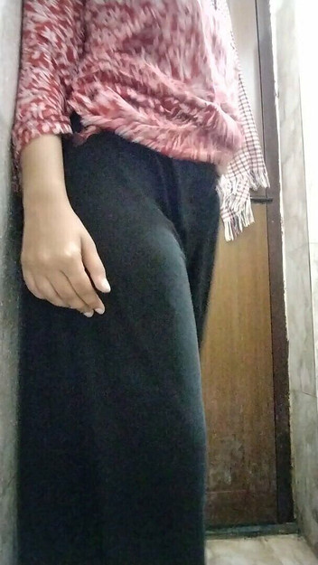 Riyathakur: Jab hot wife ne utaar diye sare kapde si istri...