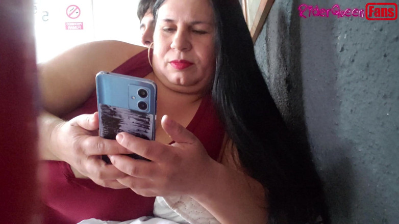 Riderqueen: Une MILF se fait baiser par son beau-fils