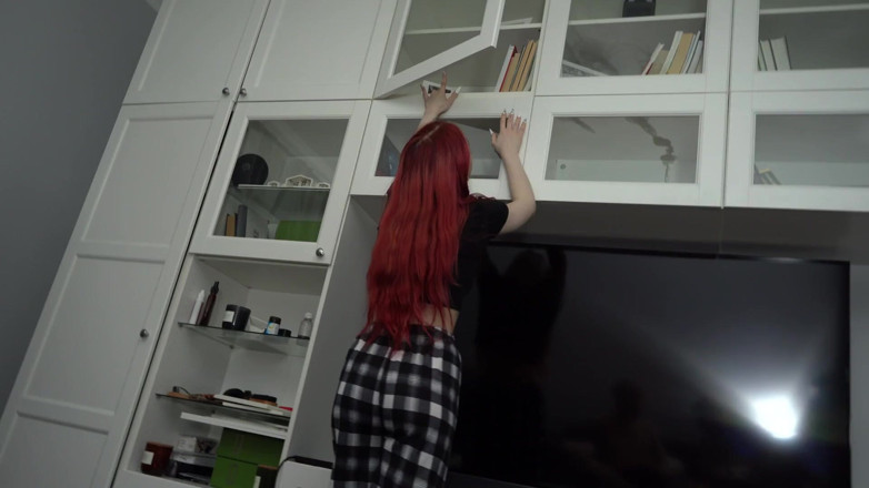 LoveHomePorn: La rossa non riesce a smettere di succhiarmi