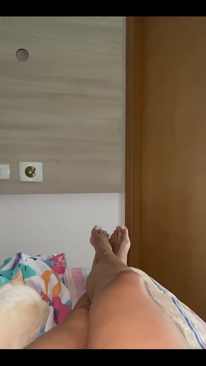 KiffaFeet: Bună dimineața ️️