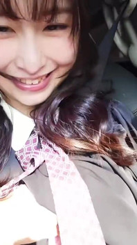 Si seksi ini lagi asik muasin memeknya dengan suara aduhainya di luar ruangan bab-1