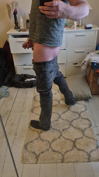 Bjornlive: Menggoda dan bermain