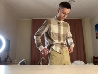 Morflot24: Great Cum on the Kitchen Table From Your Good Student!