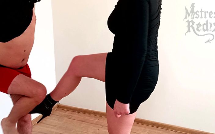 Mistress Redix: Còng tay bú cu