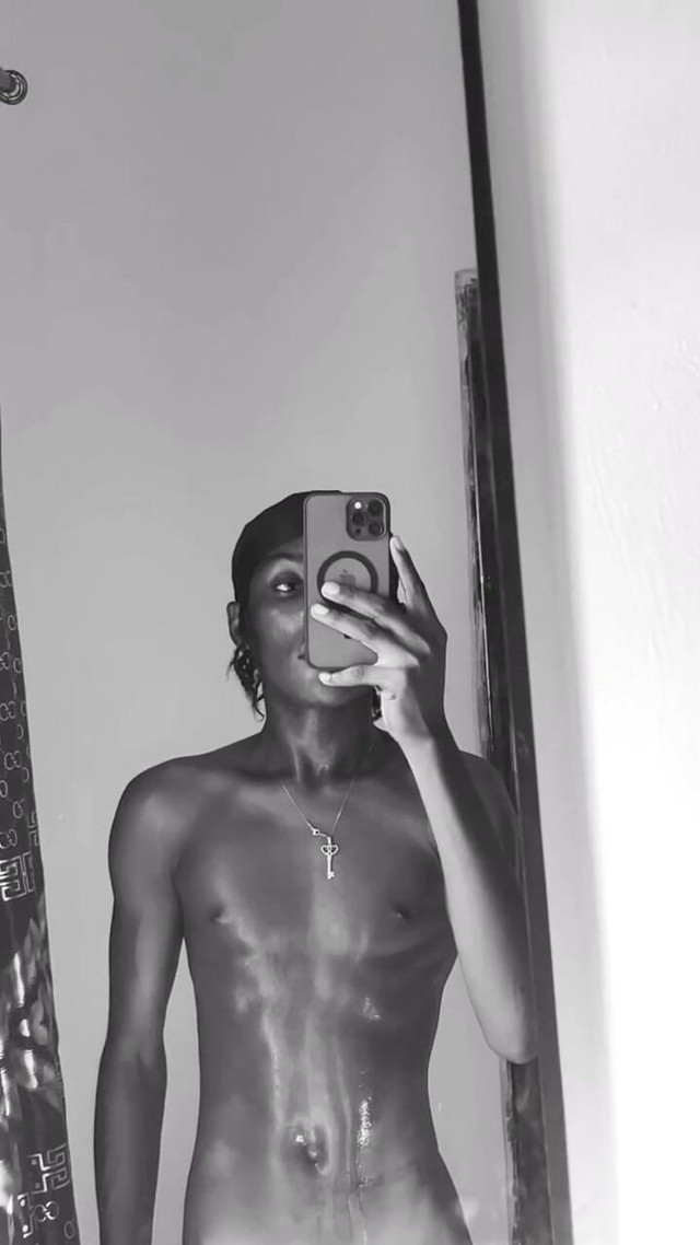 Just a Bored Twink (Aded-Toxic) Just a Bored Twink (Aded-Toxic)