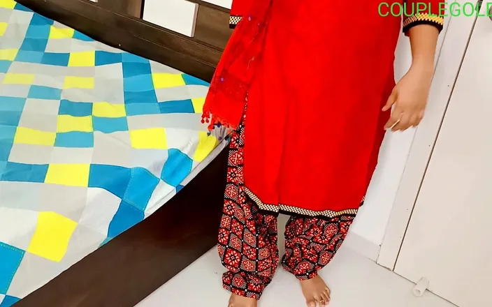 Sexy Komal: Komal Ji, This Pussy Needs Two Lands and One Carrot...