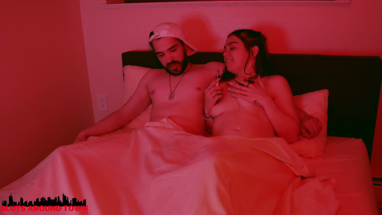 Sluts Around Town: Euphoria dívka se zbláznila s jednorázovkou