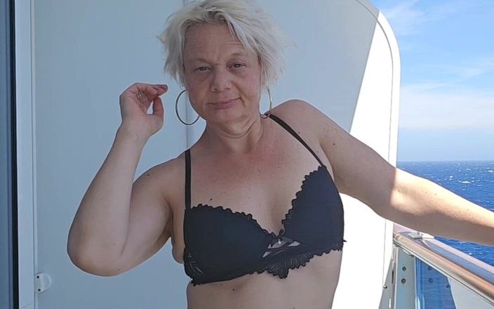 Sofy13: Hej, jag är tillbaka från en kryssning. Jag hoppas att du...
