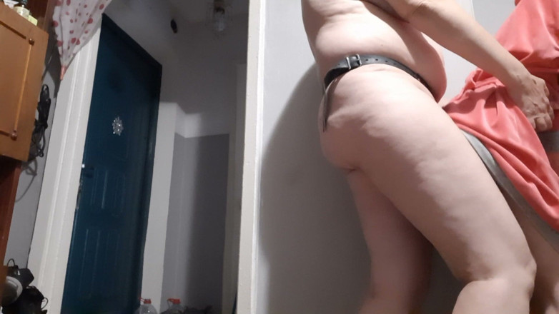 Lesbian-candys: I’m Cheating on My Boyfriend with His Stepmom When He’s...