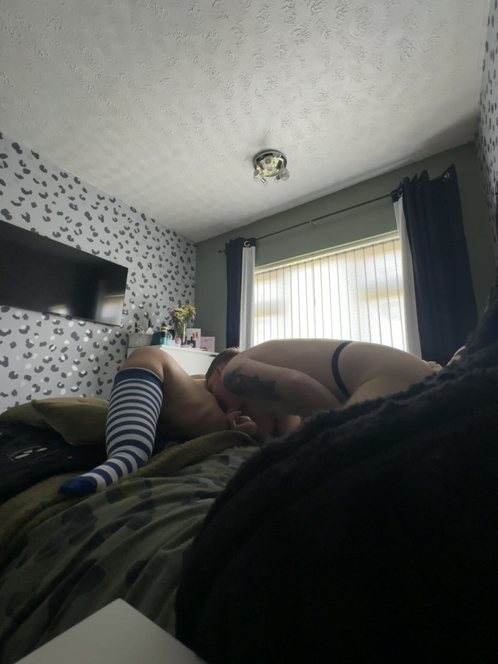 Filthy British Couple: Dirty Talking BBW Wife in Striped Socks Has Her Pussy...