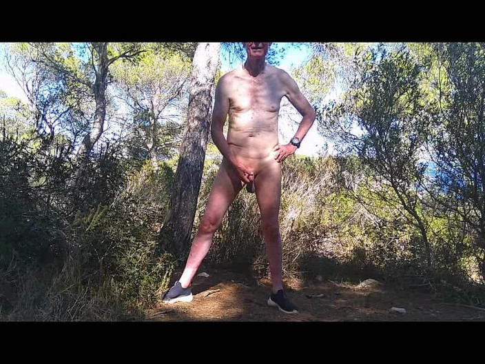 bigears: Nackt in der ein oder anderen sonne mit spermashow