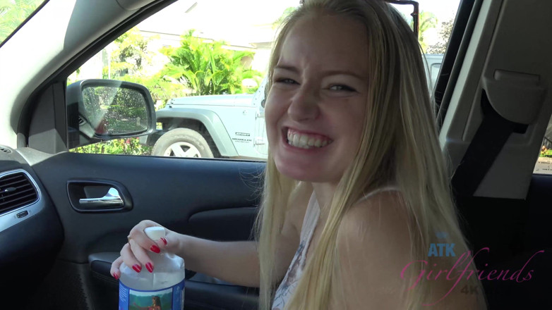 ATK Fans (Girlfriends): Vacanze virtuali in Hawaii con Scarlett Sage 2/6