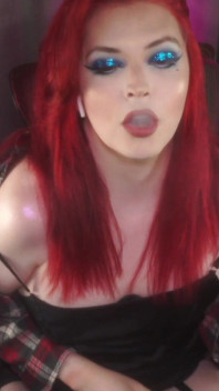 TS Bitch Smoking