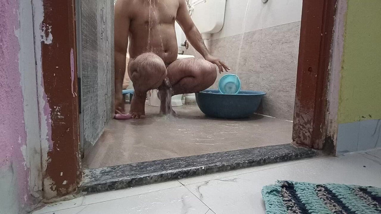 LovedSunsine1990: Czy chcesz wziąć ze mną nagą kąpiel?