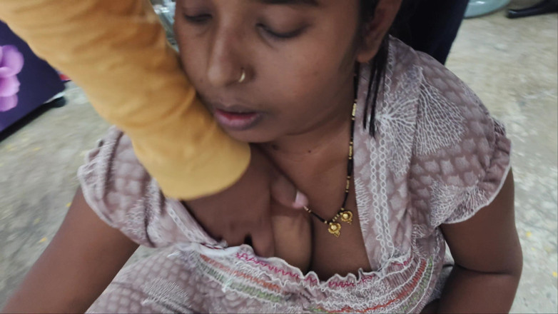 Premi pooja: Indyjski Desi Devar i Bhabhi Pełne hindi romantyczne wideo - Bhabhi...