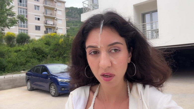 Dis Diger: VEDERE LA PERSOANA 1 - Sex dimineața, muie, labă cu picioarele și spermă...