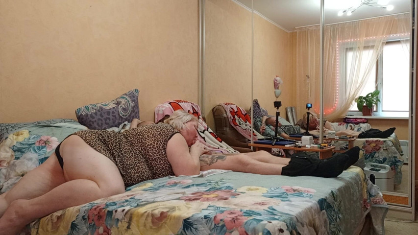 Wife Sucked and Ate Thick Cum (Sweet July)