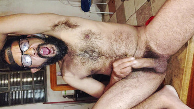 Stink HairyMale: Menonton lucah untuk masa trillion