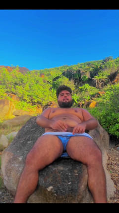 VEN1CIU: मैं समुद्र तट पर आया था