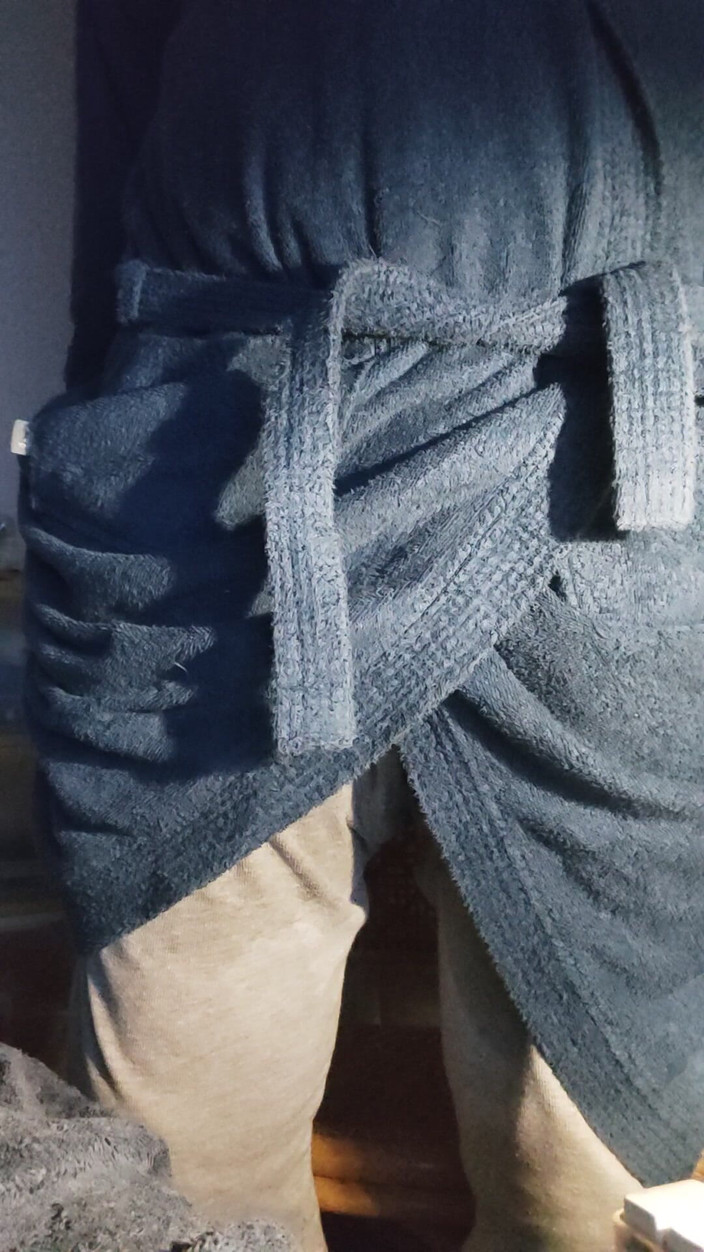 SmokedAlloy2: Calzini sporchi, piscio e la dirtyjunkbro. Martello!!!