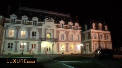 Luxure: Vanessa Goldi di kastil swinger