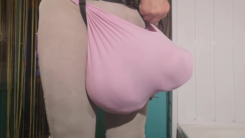 Monster_Meat_: Pretty in big pink underwear