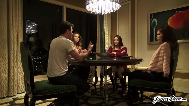 James Deen: Avi Love, Bambi, Sami Parker dalam aksi gangbang songsang dengan...