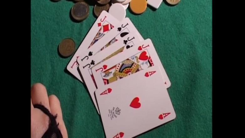 XTime Vod: Babička totálně zbláznila pro ptáka - díl 21 - Epizoda 1