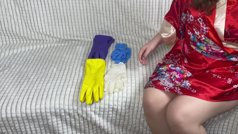 Cherryonthecake231: Zkoušení latexových rukavic - Různé barvy