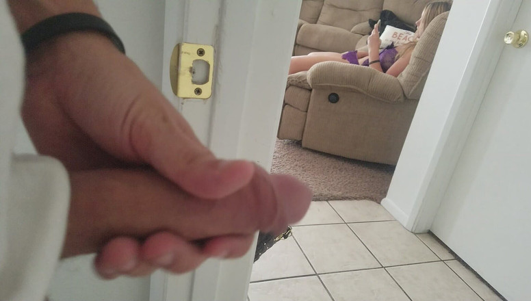 Mya Lane: Capturados se masturbando e assistindo pornô! Pensei que estava sozinha!