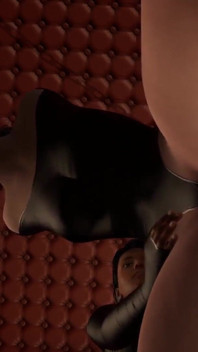 Awek hitam BDSM memukul awek putih