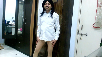 Cute & Nude Crossdresser: Sweet si banci crossdresser femboy Sweet Lollipop dengan kemeja pacar...