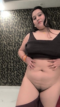 Puja Bhabhi Play with Big Boobs