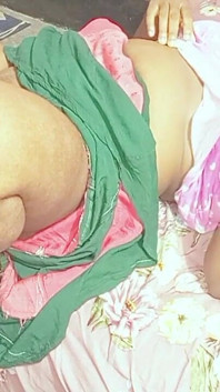 Finito il cuoco e seduto nel suo letto, sono andato nella sua stanza e l'ho abbracciata