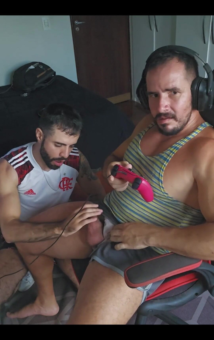 TpowerX: Gaymers Fuck