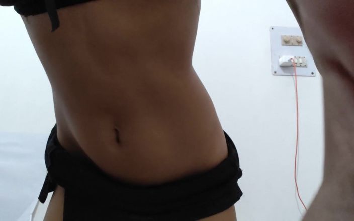 desigirl93: Desi ragazza del villaggio sorpreso a guardare porno e a...