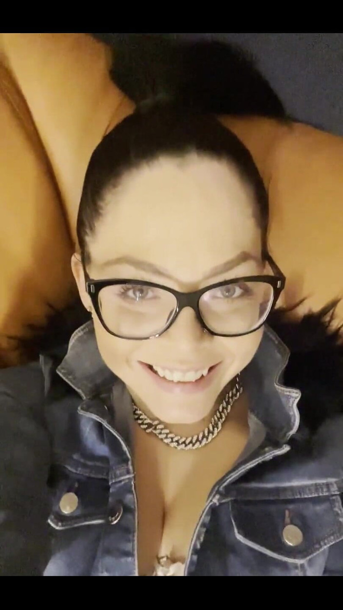 Shione Cooper: Sono a casa