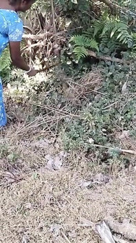 Przyrodnia siostra poszła do swojego domu i zerżnęła ją