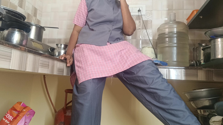 Pushpa studio: Üniversite öğrencisi viral video