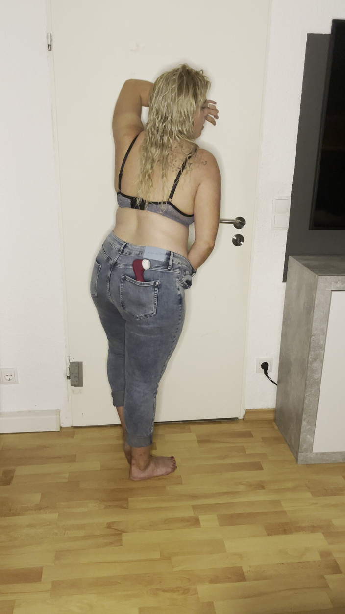 Bonieclydeerotik: वीर्य बेबी, मैं अपनी उंगलियों से चरमसुख पाने के लिए इतनी जल्दी आती हूं