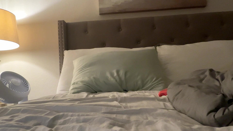 Lana Riley: बिस्तर से पहले छेद खींचना