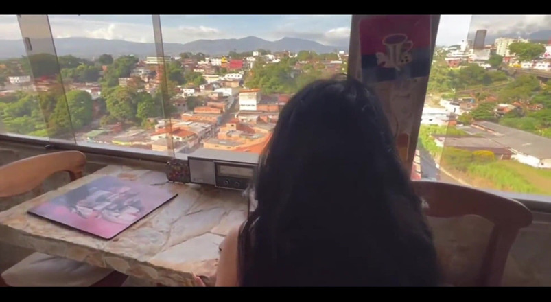 Cm productions: Я трахаю падчерку моєї дружини вдома, поки її немає вдома, я кінчаю їй в рот. Домашня мексиканка